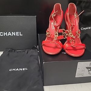 CHANEL 08P Red Patent Leather Gold Tone Chain Heel Sandals Pumps  Size 6.5 Or 37